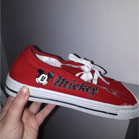 Mickey Mouse Red Sneakers Size 10 love these but to small for me - Picture 2 of 2